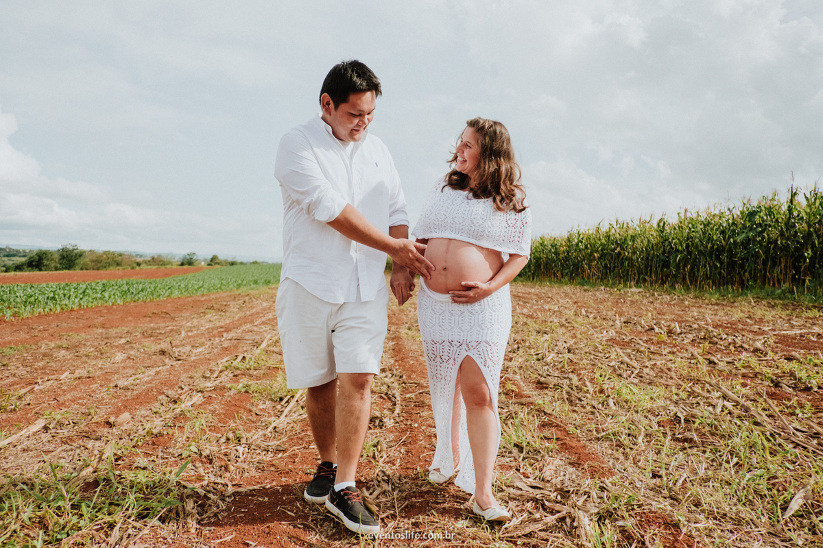 Ensaio Gestante, Life Fotografia, Cyndi Omoto, Alex Oliveira, Fotografia Gestante, Foto gestante, gravidez, gestação, pregnant, bebê, pais de primeira viagem, nascimento, parto, grávida, natureza, plantação, espontâneo, Sorocaba, São Paulo, andando