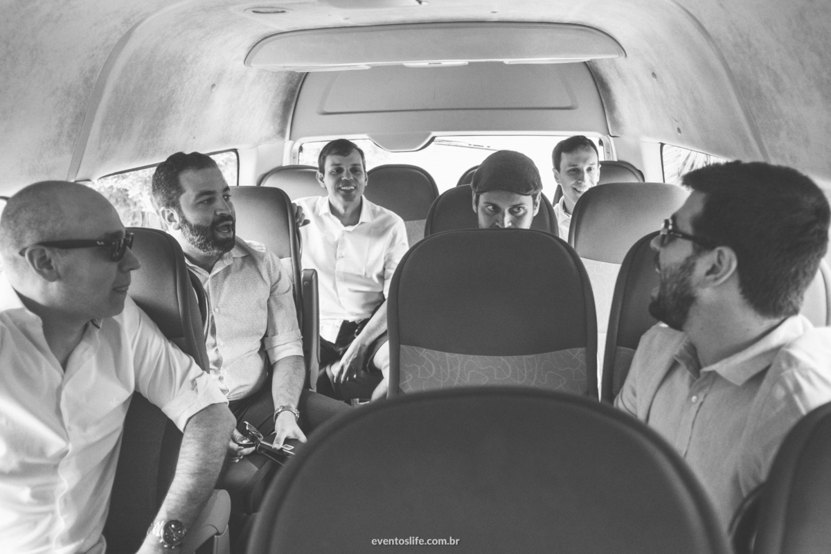 Casamento Mariana e Thiago, Life Fotografia, Montevidéu, Destination Wedding, Destination Photographers, Vinícolas, Bodas, Bodega, Case de Dia, Casamento no Campo, Ar Livre, Fotografia Espontânea, Fotografia de Casamento Sorocaba, Noivo, Padrinhos, Amigos