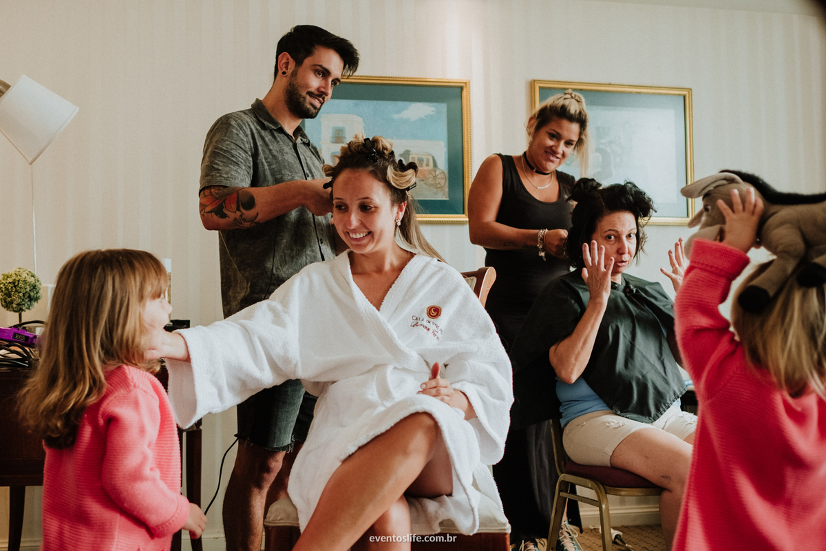 Casamento Mariana e Thiago, Life Fotografia, Montevidéu, Destination Wedding, Destination Photographers, Vinícolas, Bodas, Bodega, Case de Dia, Casamento no Campo, Ar Livre, Fotografia Espontânea, Fotografia de Casamento Sorocaba, Making Of, Noiva, Bride