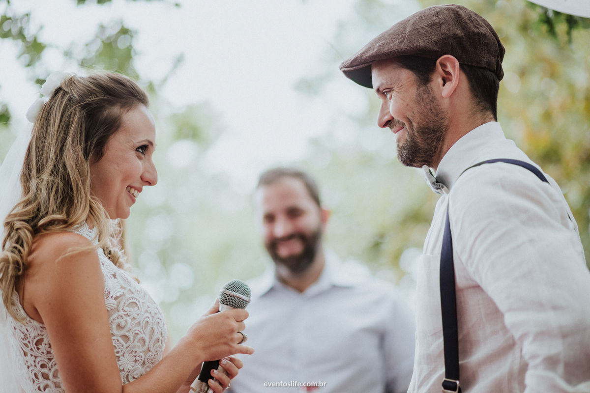Casamento Mariana e Thiago, Life Fotografia, Montevidéu, Destination Wedding, Destination Photographers, Vinícolas, Bodas, Bodega, Case de Dia, Casamento no Campo, Ar Livre, Fotografia Espontânea, Fotografia de Casamento Sorocaba, Votos, Emoção, Casamos