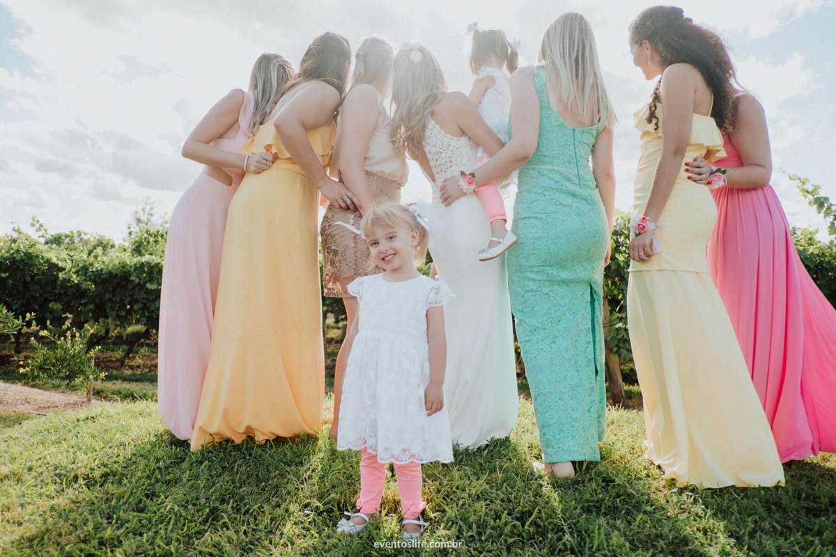 Casamento Mariana e Thiago, Life Fotografia, Montevidéu, Destination Wedding, Destination Photographers, Vinícolas, Bodas, Bodega, Case de Dia, Casamento no Campo, Ar Livre, Fotografia Espontânea, Fotografia de Casamento Sorocaba, Kids will be kids, kids