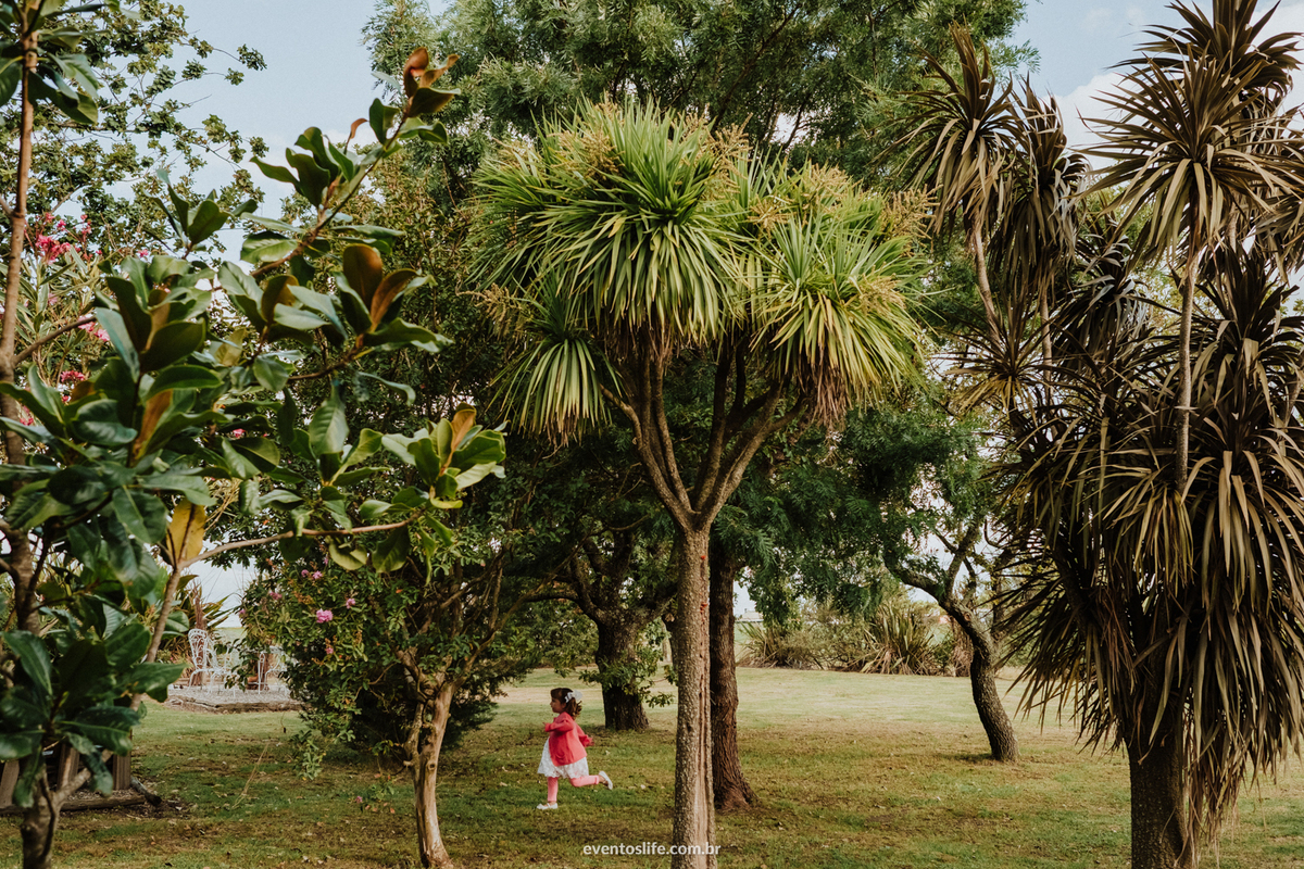 Casamento Mariana e Thiago, Life Fotografia, Montevidéu, Destination Wedding, Destination Photographers, Vinícolas, Bodas, Bodega, Case de Dia, Casamento no Campo, Ar Livre, Fotografia Espontânea, Fotografia de Casamento Sorocaba, Paisagem, Criança, Arte