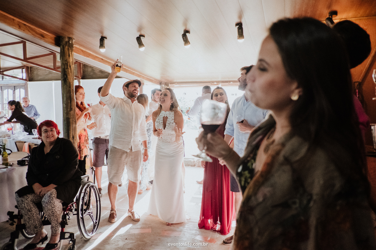 Casamento Mariana e Thiago, Life Fotografia, Montevidéu, Destination Wedding, Destination Photographers, Vinícolas, Bodas, Bodega, Case de Dia, Casamento no Campo, Ar Livre, Fotografia Espontânea, Fotografia de Casamento Sorocaba, Recepção, Pista de dança