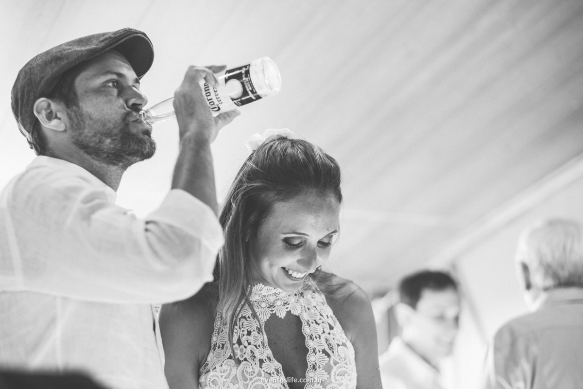 Casamento Mariana e Thiago, Life Fotografia, Montevidéu, Destination Wedding, Destination Photographers, Vinícolas, Bodas, Bodega, Case de Dia, Casamento no Campo, Ar Livre, Fotografia Espontânea, Fotografia de Casamento Sorocaba, Casal, Corona, PB