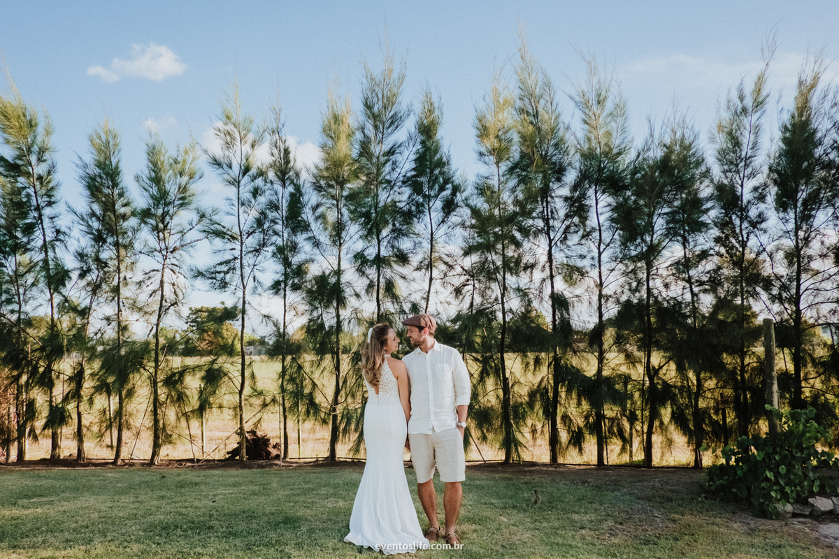 Casamento Mariana e Thiago, Life Fotografia, Montevidéu, Destination Wedding, Destination Photographers, Vinícolas, Bodas, Bodega, Case de Dia, Casamento no Campo, Ar Livre, Fotografia Espontânea, Fotografia de Casamento Sorocaba, Árvores, Retrato