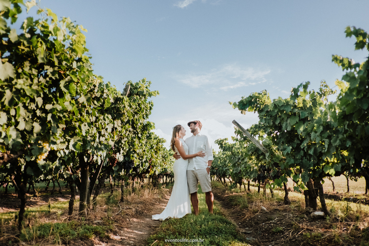 Casamento Mariana e Thiago, Life Fotografia, Montevidéu, Destination Wedding, Destination Photographers, Vinícolas, Bodas, Bodega, Case de Dia, Casamento no Campo, Ar Livre, Fotografia Espontânea, Fotografia de Casamento Sorocaba, Videiras, Uruguay