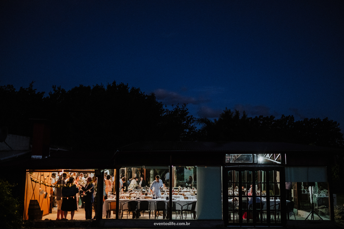 Casamento Mariana e Thiago, Life Fotografia, Montevidéu, Destination Wedding, Destination Photographers, Vinícolas, Bodas, Bodega, Case de Dia, Casamento no Campo, Ar Livre, Fotografia Espontânea, Fotografia de Casamento Sorocaba, Entardecer, Crepúsculo
