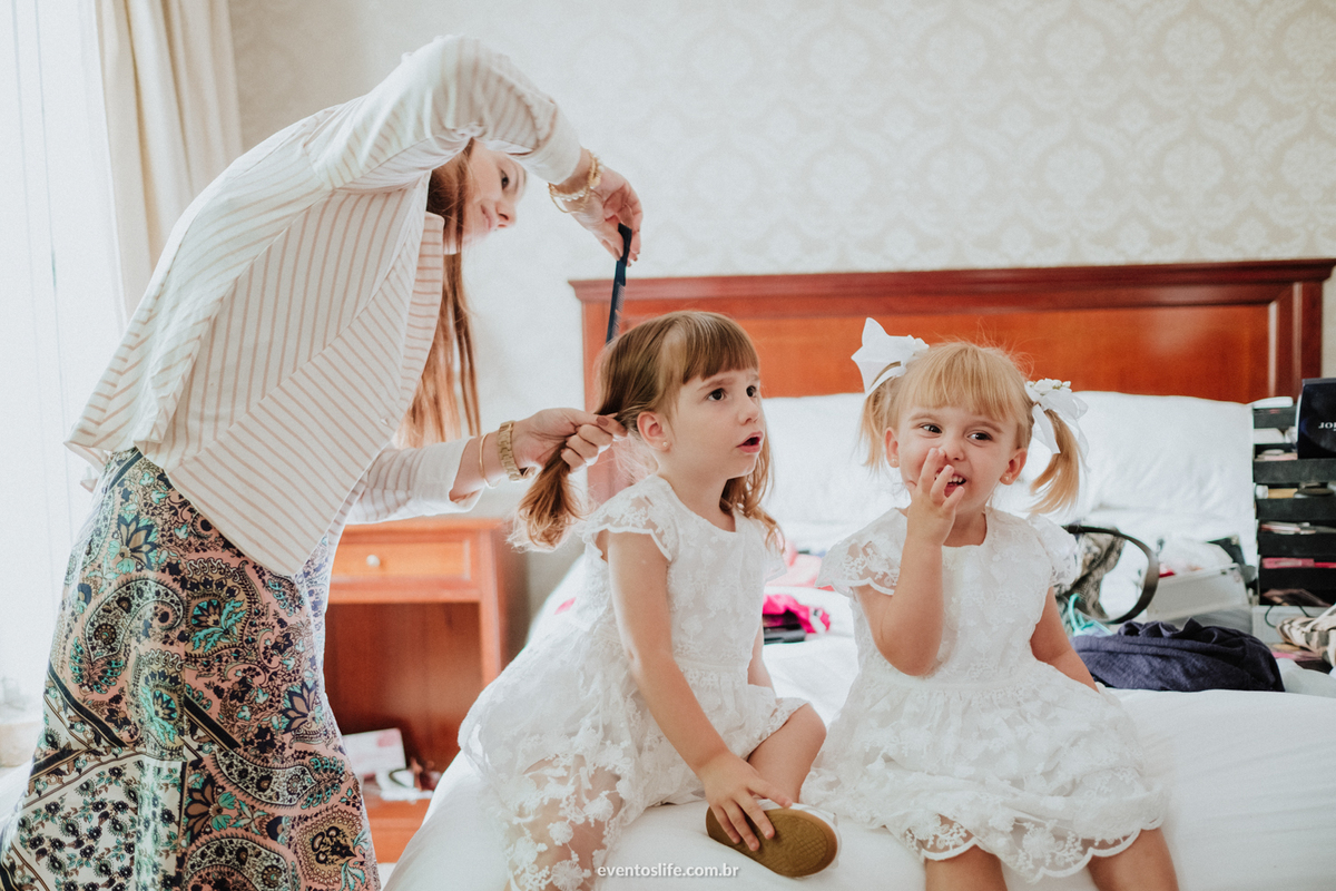 Casamento Mariana e Thiago, Life Fotografia, Montevidéu, Destination Wedding, Destination Photographers, Vinícolas, Bodas, Bodega, Case de Dia, Casamento no Campo, Ar Livre, Fotografia Espontânea, Fotografia de Casamento Sorocaba, Crianças, Cabelo