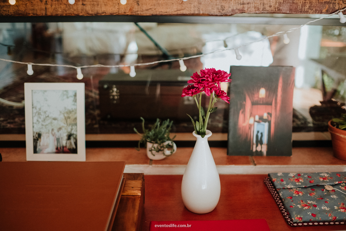 Mini Wedding, Mini Casamento, Decoração, Evento, Noivas, Noivos, Workshop, Feira para Noivas, Degustação, Vivian Moreno, Capolino, Sorocaba, Life Fotografia, Melhor fotógrafo de Sorocaba, Alex Oliveira, Cyndi Omoto, Vaso de flor, Álbuns, Casamentos