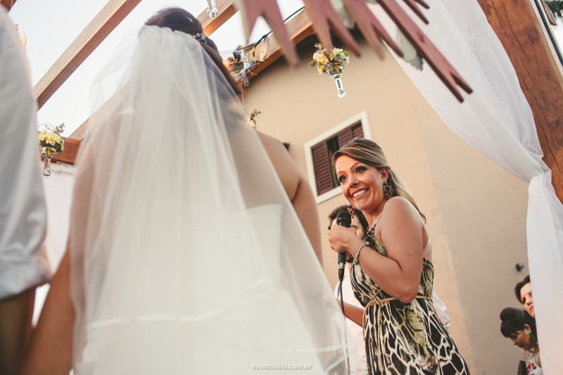 Thais e Daniel, Cerimônia Celta, Wedding, Case de dia, Festa animada, Festa divertida, Casar no interior, Casamento no interior, Casamento de Dia, Life Fotografia, Discurso no casamento, Cerimônia intimista, Sorriso, Moldura, Composição diferente, Fotos