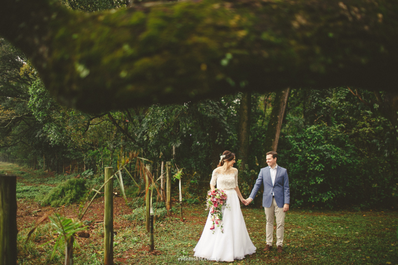 Casamento Carol e Thiago, Carol e Thiago, Wedding, Case de dia, Casar no interior, Casamento no interior, Casamento de Dia, Casamento ao ar livre, Espaço Alvorada, Fazenda Alvorada, Life Fotografia, Retrato de casal, Fotografia criativa, Foto diferente, 