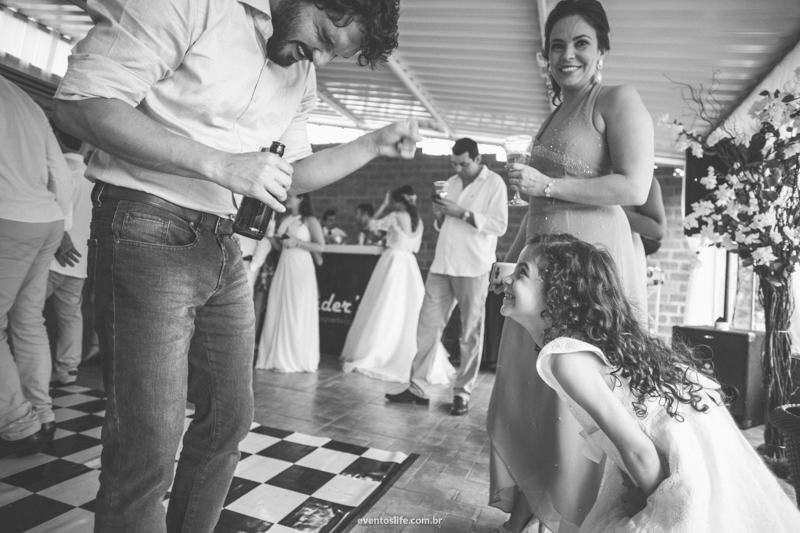 Casamento Carol e Thiago, Carol e Thiago, Wedding, Case de dia, Casar no interior, Casamento no interior, Casamento de Dia, Casamento ao ar livre, Espaço Alvorada, Fazenda Alvorada, Life Fotografia, Crianças no Casamento, Kids will be kids, Crianças