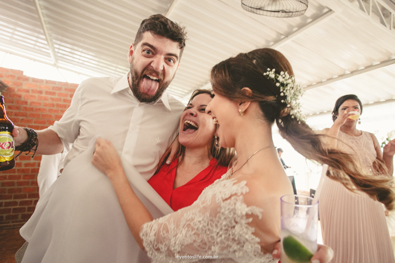 Casamento Carol e Thiago, Carol e Thiago, Wedding, Case de dia, Casar no interior, Casamento no interior, Casamento de Dia, Casamento ao ar livre, Espaço Alvorada, Fazenda Alvorada, Life Fotografia, Pista de dança, Festa, Casamento festivo