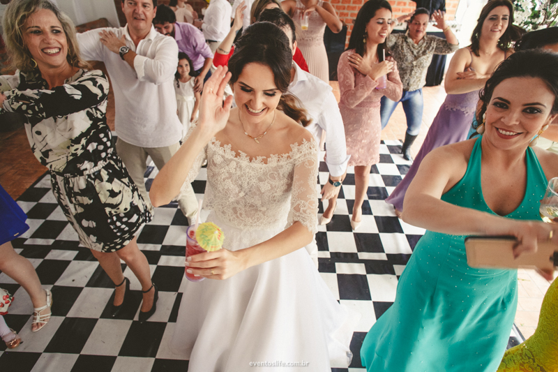 Casamento Carol e Thiago, Carol e Thiago, Wedding, Case de dia, Casar no interior, Casamento no interior, Casamento de Dia, Casamento ao ar livre, Espaço Alvorada, Fazenda Alvorada, Life Fotografia, Macarena, Macarena no Casamento, Festa de Dia