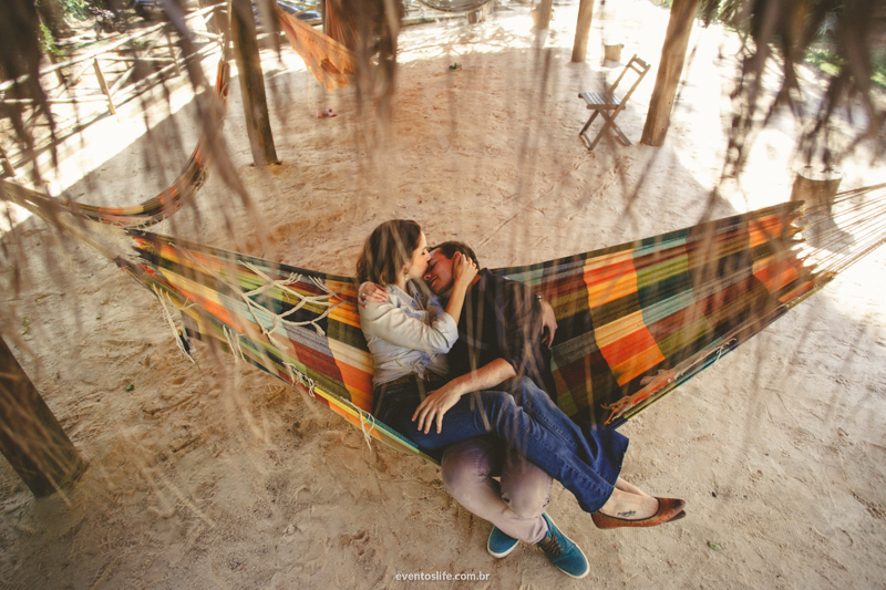Ensaio Carol e Thiago, Ensaio Campinas, Bar da Cachoeira, Sorocaba, Pré Casamento, Pré Wedding, E-Session, Sessão Pré Casamento, Ensaio Fotográfico, Life Fotografia, Casal na rede, foto aberta, Grande angular, Sessão Namorados, Bar da Cachoeira