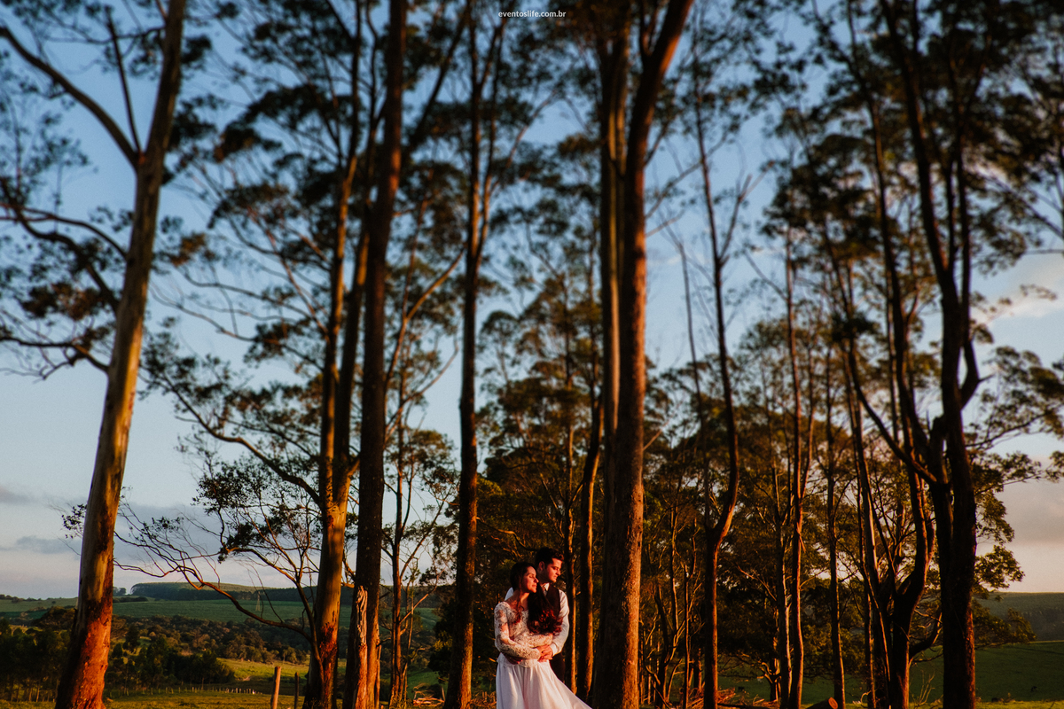 Life Fotografia, Casamento, Fotografia de Casamento Sorocaba, São Paulo, Campinas, Indaiatuba, Sessão Pós Casamento, Pós Wedding, Wedding, Vivi e Mello, Votorantim, Ensaio de Noivos, Ensaio ao ar livre, Natureza, Vestidos de Noivos, Elopment, Cores lindas