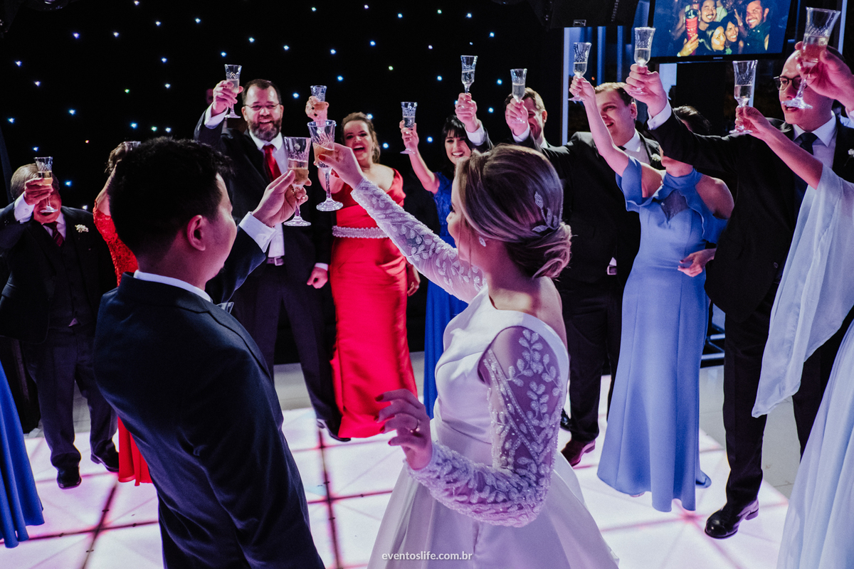 Life Fotografia, Casamento, Família, Cyndi Omoto, Alex Oliveira, Wedding, Casamento no Campo, Villa Sansu, Thaís Kampai, Leila Savioli, Perseu, Kazara Som e Luz, Case de Dia, Bride, Noiva, Yes I Do, Inspiração para Noivos, Interior, Sorocaba, São Paulo