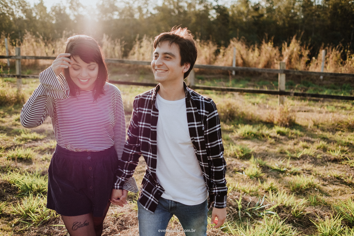 Life Fotografia, Ensaio Pré Casamento, Pré Wedding, Sessão Fotográfica, Geovana e William, Ensaio ao ar livre, Ensaio na natureza, Fotografia espontânea, Fotografia diferente, Fotografia de Casamento, Pôr do Sol, Melhor fotografia de Sorocaba