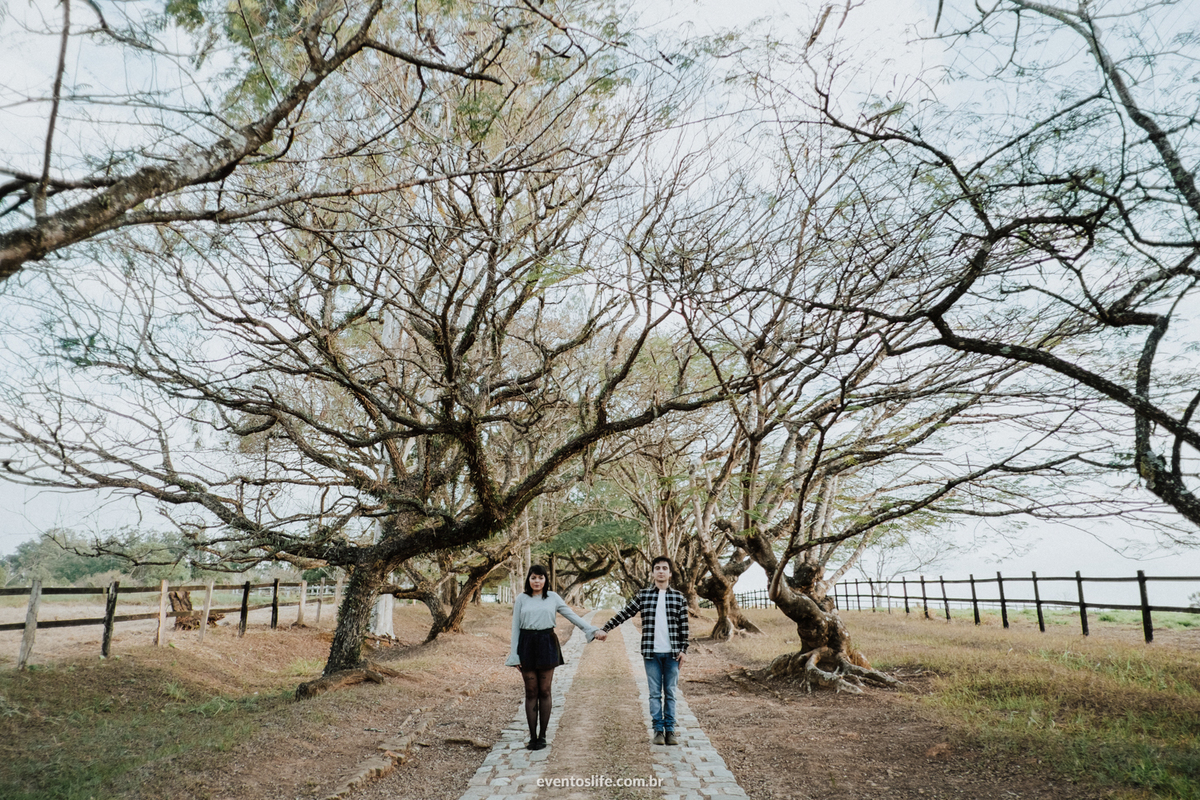 Life Fotografia, Ensaio Pré Casamento, Pré Wedding, Sessão Fotográfica, Geovana e William, Ensaio ao ar livre, Ensaio na natureza, Fotografia espontânea, Fotografia diferente, Melhor fotógrafo de Sorocaba, Fotografia de Casamento Sorocaba, São Paulo