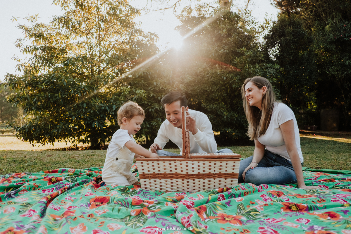 Ensaio Pré Casamento, Pré Casamento, Pré Wedding, Ensaio Família, Sessão fotografica, Sessão Namorados, Sessão, Curitiba, Paraná, Cave Colinas de Pedra, Vinícola, Ensaio na vinícola, Life Fotografia, Picnic, Fotografia de Casamento Sorocaba, Fotos no parq