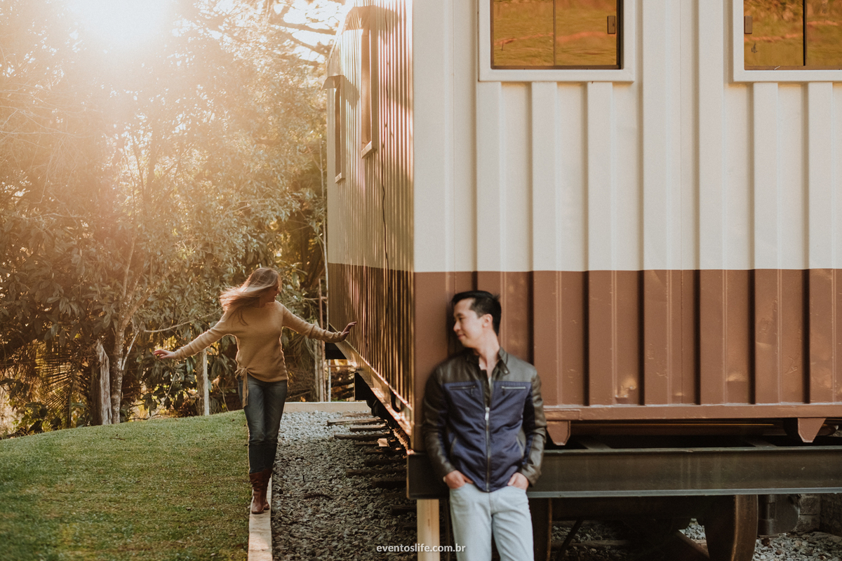 Ensaio Pré Casamento, Pré Casamento, Pré Wedding, Ensaio Família, Sessão fotografica, Sessão Namorados, Sessão, Curitiba, Paraná, Cave Colinas de Pedra, Vinícola, Ensaio na vinícola, Life Fotografia, Container, Cave Colinas de Pedra, Curitiba, PR, SP