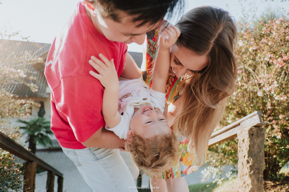 Ensaio Pré Casamento, Pré Casamento, Pré Wedding, Ensaio Família, Sessão fotografica, Sessão Namorados, Sessão, Curitiba, Paraná, Cave Colinas de Pedra, Vinícola, Ensaio na vinícola, Life Fotografia, Diversão, Melhor fotógrafo de Sorocaba, SP, Espontâneas