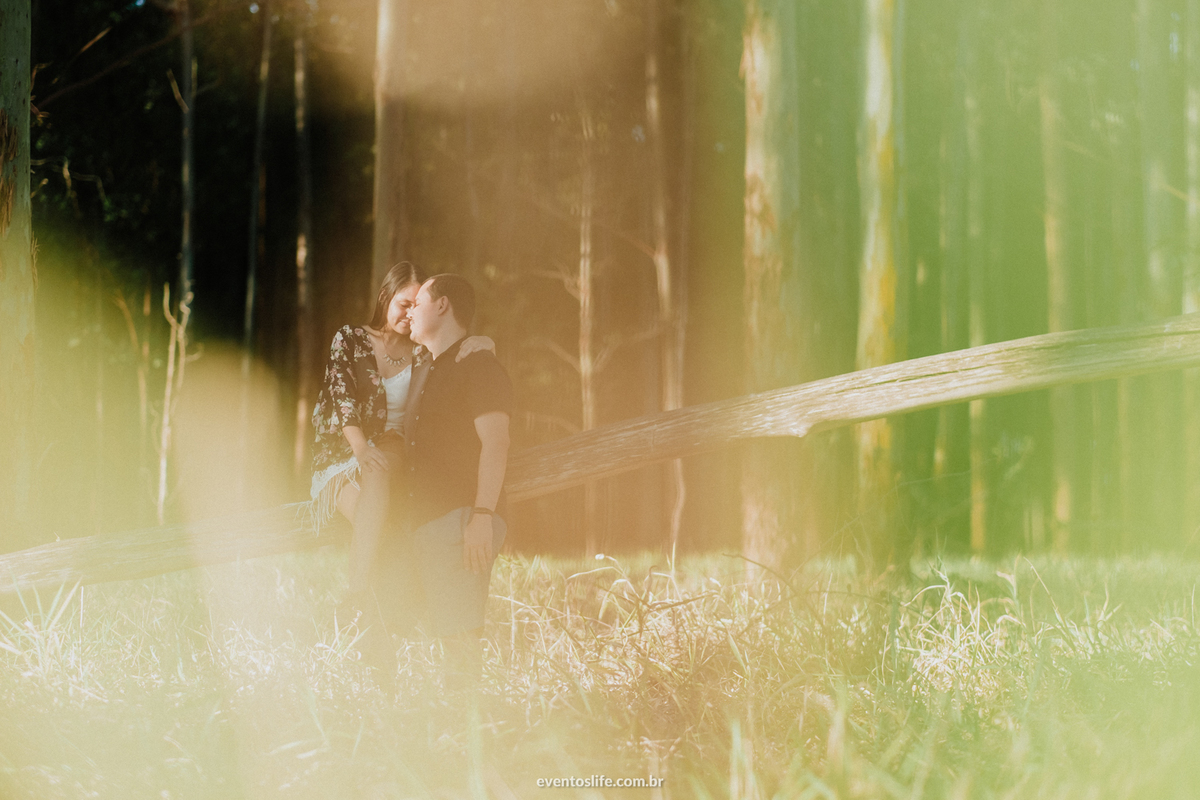 Life Fotografia, Ensaio Fotográfico de casal, Sorocaba, São Paulo, E-session, Pré-casamento, sessão de fotos, fotografia criativa, diferente, espontâneo, noivos, casal, amor, casamento, urbano, campo, cyndi omoto, alex oliveira, jéssica e danilo, romance