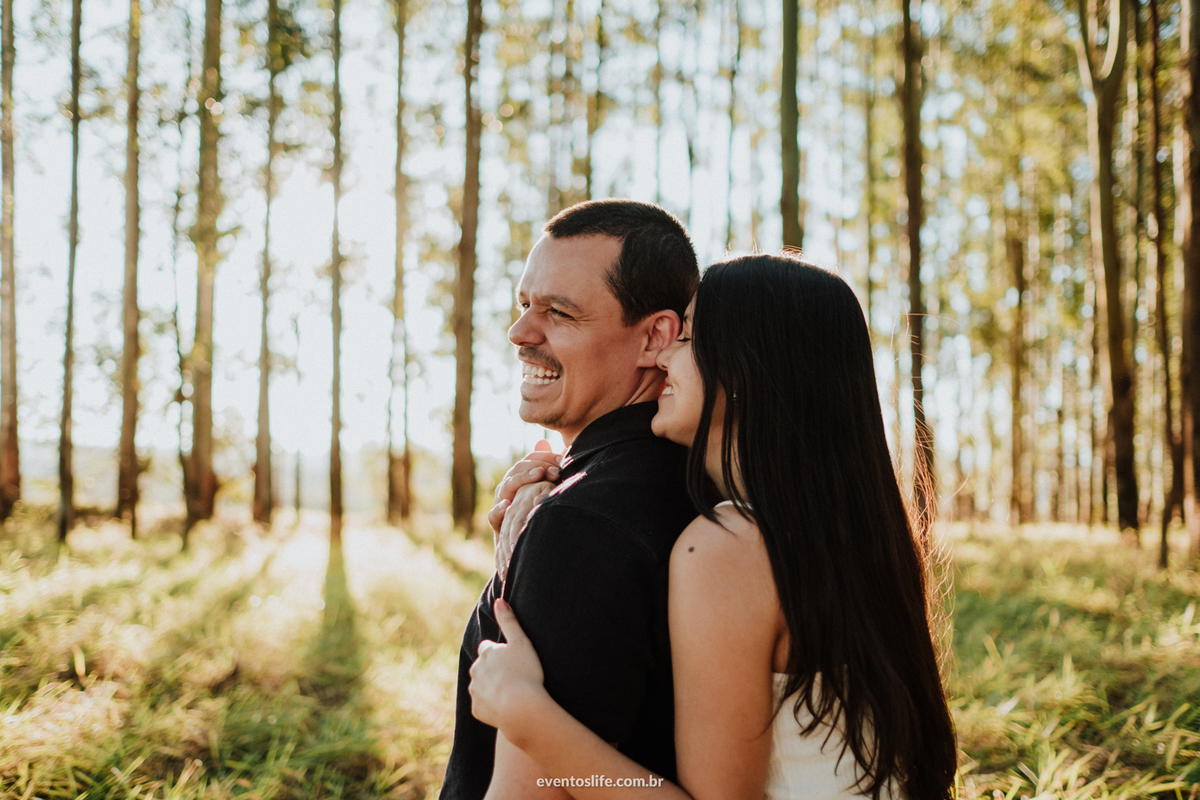 Life Fotografia, Ensaio Fotográfico de casal, Sorocaba, São Paulo, E-session, Pré-casamento, sessão de fotos, fotografia criativa, diferente, espontâneo, noivos, casal, amor, casamento, urbano, campo, cyndi omoto, alex oliveira, jéssica e danilo, pinheiro
