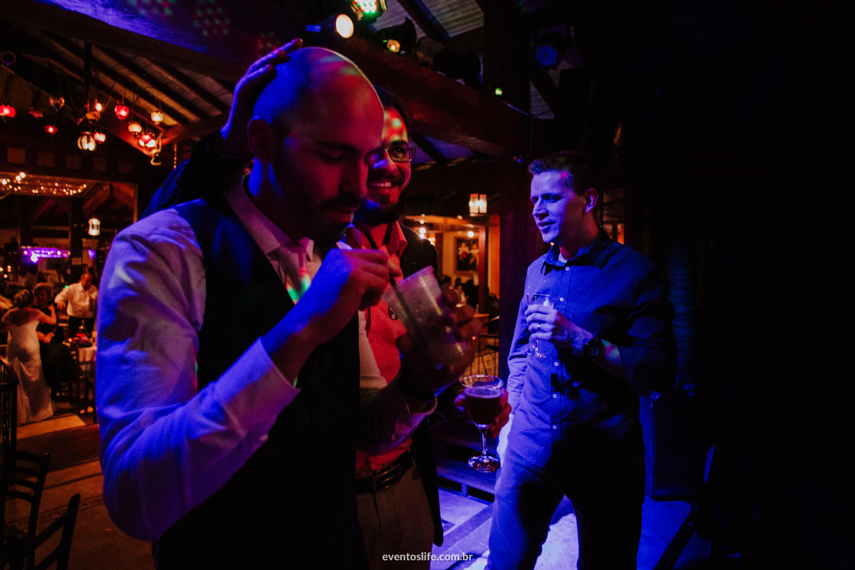 Life Fotografia, Fotografia de Casamento Sorocaba, Fotos de Casamento, Sorocaba, São Roque, São Paulo, Itu, Indaiatuba, Amanda e Rafael, Casamento ao ar livre, Fotos diferentes, Fotos espontâneas, Tajj, Cores, Pista de dança, Festa de casamento