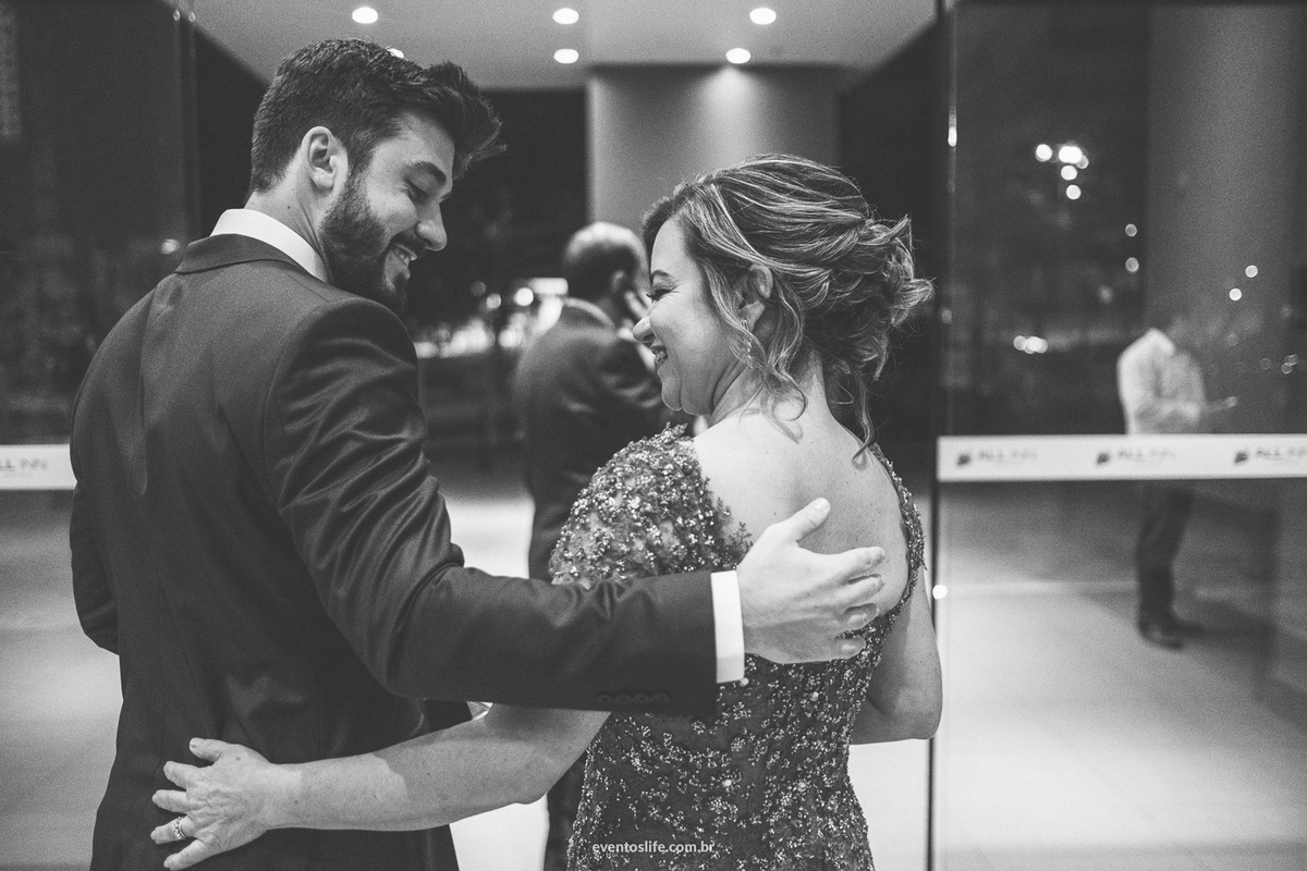 casamento, renata e joão, life fotografia, sorocaba, são paulo, fotografia de casamento, alex oliveira, cyndi omoto, fotografia espontânea, noivo com a mãe, hotel all in sorocaba para noivos, quarto de núpcias, hotel all in sorocaba, sogra 