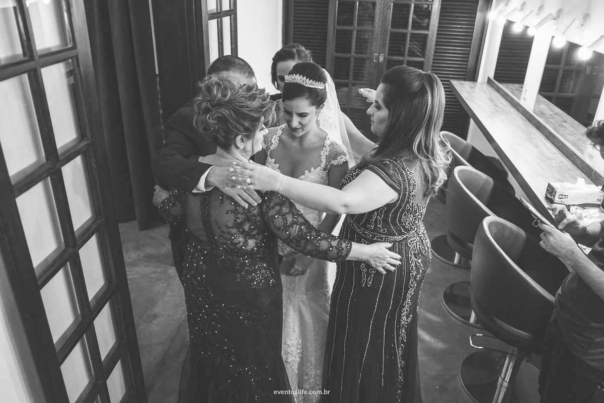 casamento, renata e joão, life fotografia, sorocaba, são paulo, fotografia de casamento, alex oliveira, cyndi omoto, fotografia espontânea, família, antes da cerimônia, família da noiva, quem levar no making of, amor, foto única