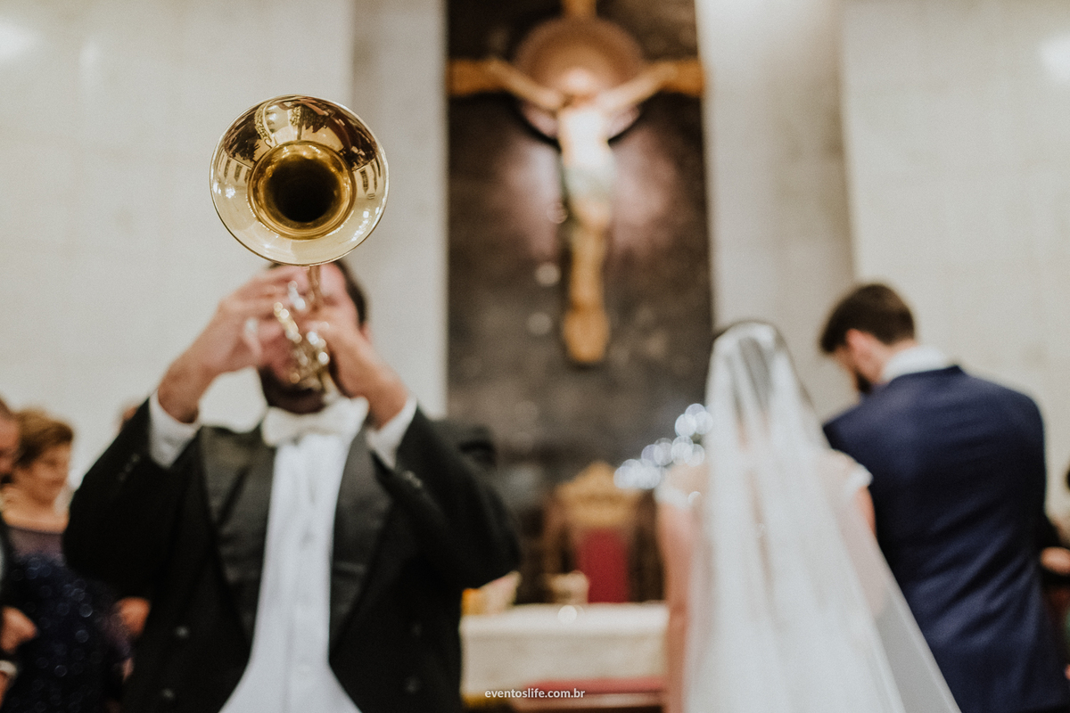 casamento, renata e joão, life fotografia, sorocaba, são paulo, fotografia de casamento, alex oliveira, cyndi omoto, fotografia espontânea, fotografia diferente, trompete na entrada da noiva, coral del chiaro, nossa senhora de fátima, casamento à noite