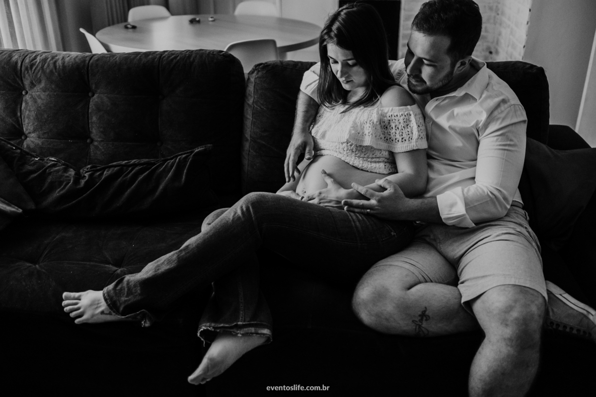 Ensaio Gestante, Fotografia de Família Sorocaba, Fotografia de família, Life Fotografia, Fotos diferentes, Fotos espontâneas,  Gestante, Gestação, Sessão, Grávida, Pais apaixonados, Esperando bebê, Casa linda