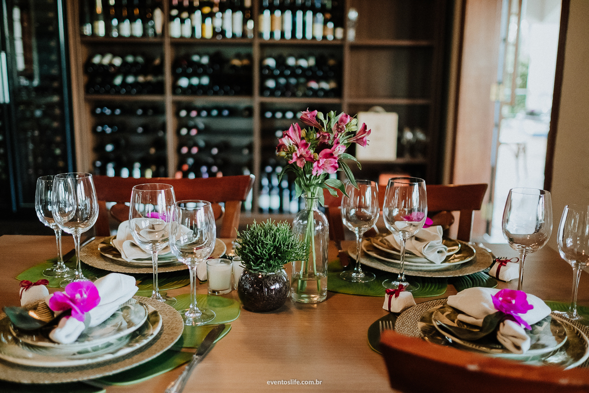 Mini Wedding, Life Fotografia, Fotografia de Casamento Sorocaba, Fotógrafo de Casamento Sorocaba, Fotógrafo de Casamento, Lago Azul, Fotografia diferente, Wedding, Decoração, Arranjos, Luz Natural, Casamento de dia, Vinhos