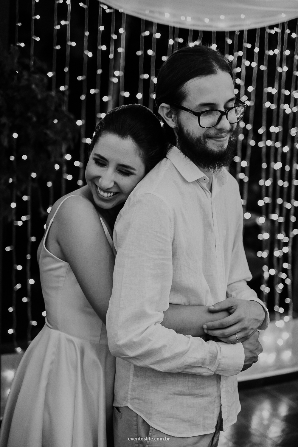 Life Fotografia, Casamento, Lais e Guilherme, Casamento em Casa, Mini Wedding, Mini Casamento, Luzinhas, Varal de Lâmpadas, Cortina de luzes