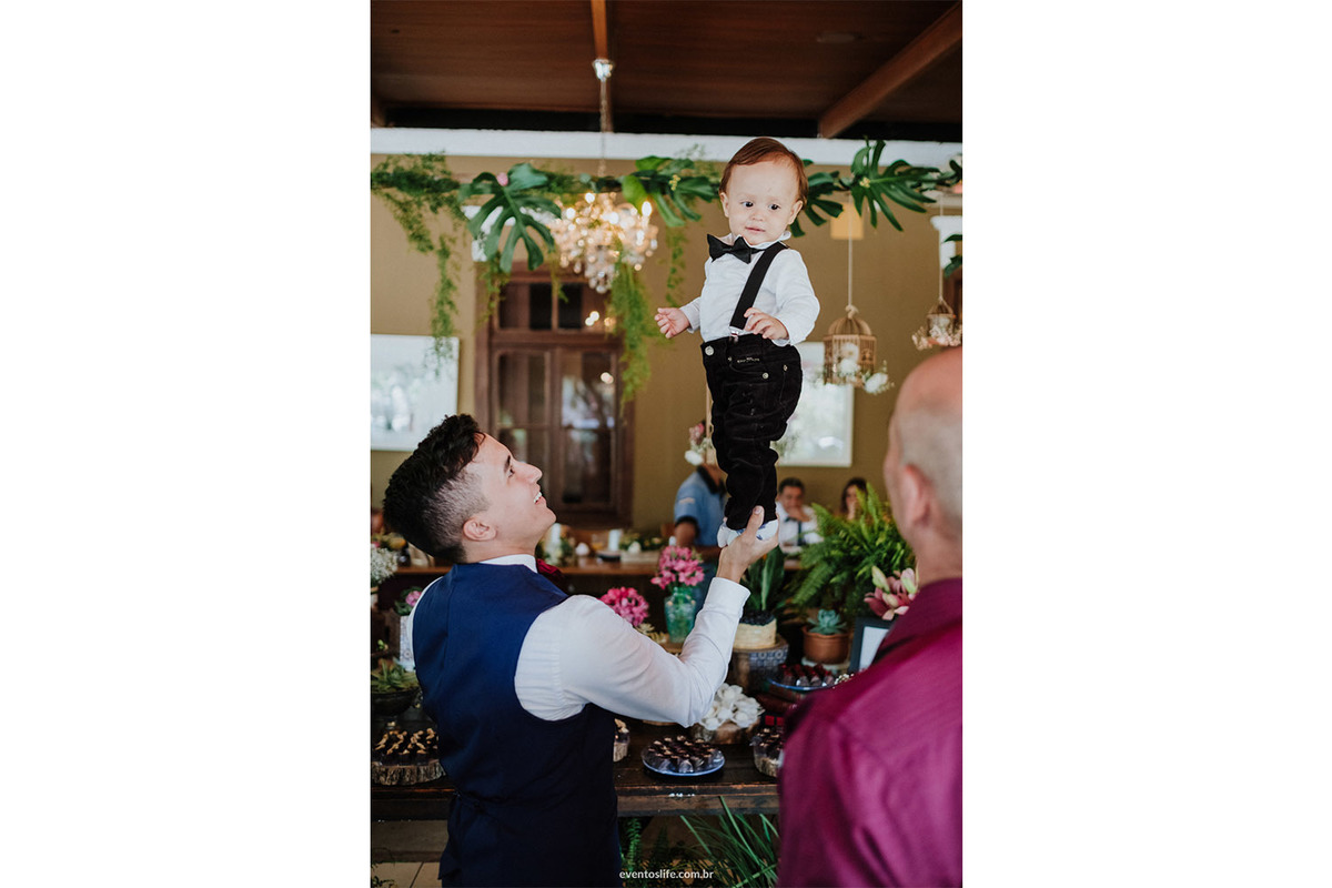 Life Fotografia, Fotografia de Casamento Sorocaba, Pamella e Wellington, Mini Wedding, Mini Casamento, Aspasia, Restaurante, Cerimônia intimista, DreamCatcher Assessoria, Mariana Galvão, Sorocaba, São Paulo, Campinas, Família, Noivo, Equilibrista, Criança