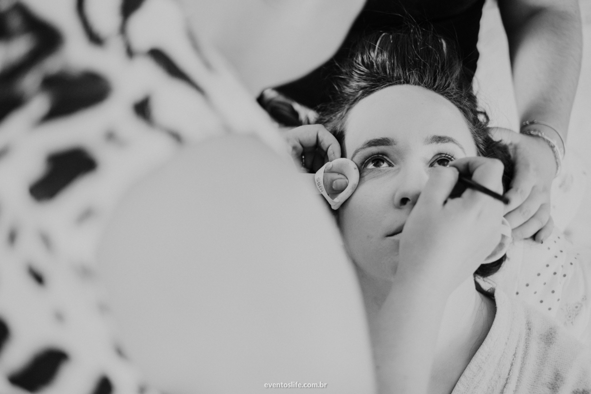 Fotografia de Casamento Sorocaba, Life Fotografia, Lenna e Everton, Sitio João de Barro, Wedding, Mini Wedding, Mini Casamento, Noivos descolados, Casamento diferente, Casamento de dia, Making of, Noiva, Mãe, Make up, Amor, Family, Família, Amor, PB