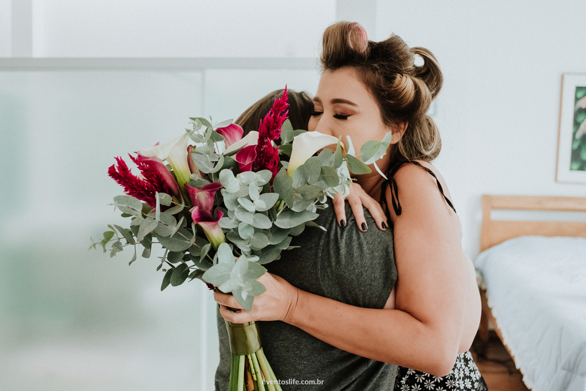 Life Fotografia, Casamento, Fotografia de Casamento Sorocaba, São Paulo, Lago Azul, Mini Wedding, Mini Casamento, Quintal Flores, Les Esembles, Leila Savioli, Doce Veneno, Mayara Zanetti, Buquê, Noiva, Making off, Grande dia, Emocionada, Amor, Felicidade