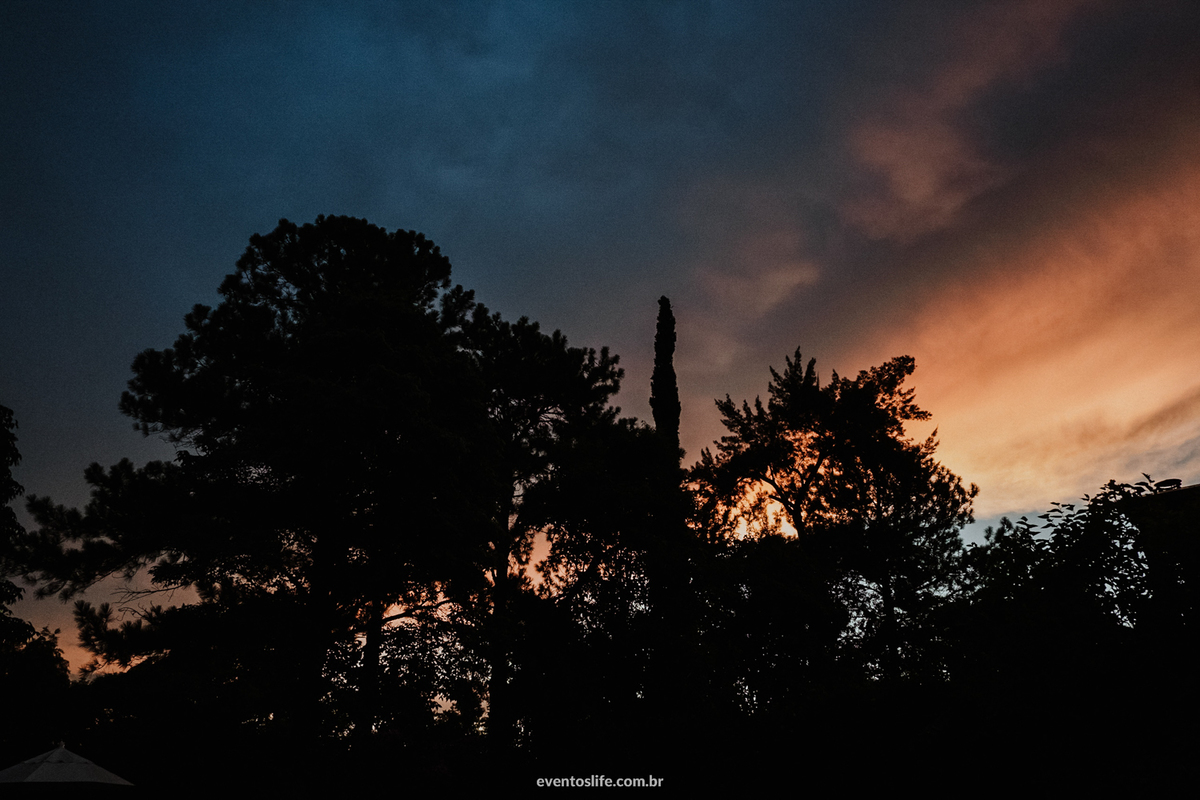 Life Fotografia, Casamento, Fotografia de Casamento Sorocaba, São Paulo, Lago Azul, Mini Wedding, Mini Casamento, Quintal Flores, Les Esembles, Leila Savioli, Doce Veneno, Mayara Zanetti, Natureza, Céu dramático, Special day, Orange sky, Paisagem, Árvores