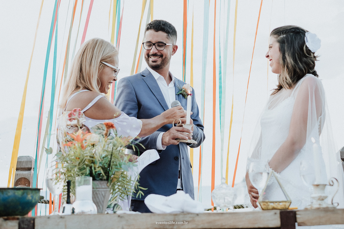 Life Fotografia, Fotografia de Casamento Sorocaba, Ilhabela, Fotos de Casamento, Fotos diferentes, Mini Wedding, São Paulo, Itu, Pier 151, Casamento na praia, Litoral, Mar, O dia mais bonito, Cerimonia, Barbara e Renan, BR, Ritual, Flores, Noivos, Flores