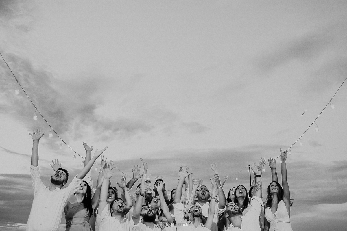 Life Fotografia, Fotografia de Casamento Sorocaba, Ilhabela, Fotos de Casamento, Fotos diferentes, Mini Wedding, São Paulo, Itu, Pier 151, Casamento na praia, Litoral, Mar, O dia mais bonito, Barbara e Renan, BR, Céu dramatico, Padrinhos, Família, Ola, PB