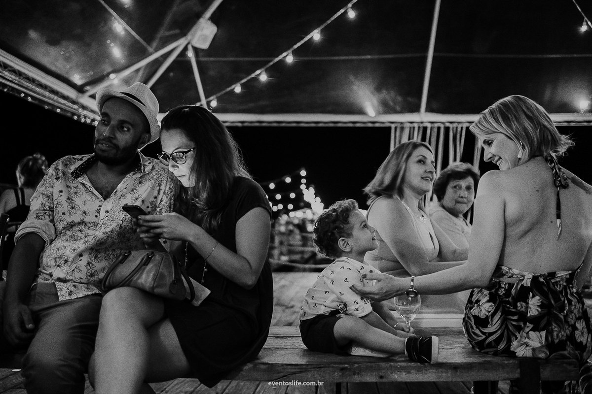 Life Fotografia, Fotografia de Casamento Sorocaba, Ilhabela, Fotos de Casamento, Fotos diferentes, Mini Wedding, São Paulo, Itu, Pier 151, Casamento na praia, Litoral, Mar, O dia mais bonito, Barbara e Renan, BR, PB, Família, Criança, Kids, Festa, Mãe, BW