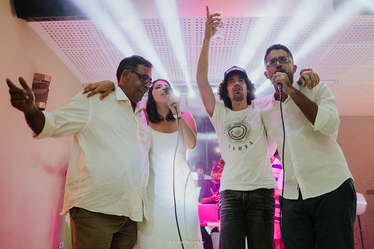 Life Fotografia, Fotografia de Casamento Sorocaba, Ilhabela, Fotos de Casamento, Fotos diferentes, Mini Wedding, São Paulo, Itu, Pier 151, Casamento na praia, Litoral, Mar, O dia mais bonito, Barbara e Renan, BR, Samba, Música, Noivo, Samdosa, Amor, Show