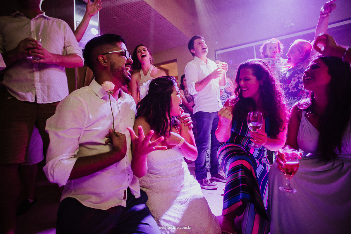 Life Fotografia, Fotografia de Casamento Sorocaba, Ilhabela, Fotos de Casamento, Fotos diferentes, Mini Wedding, São Paulo, Itu, Pier 151, Casamento na praia, Litoral, Mar, O dia mais bonito, Barbara e Renan, BR, Noivos, Dança, Divertida, Festa, Pista