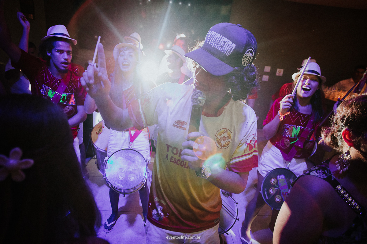 Life Fotografia, Fotografia de Casamento Sorocaba, Ilhabela, Fotos de Casamento, Fotos diferentes, Mini Wedding, São Paulo, Itu, Pier 151, Casamento na praia, Litoral, Mar, O dia mais bonito, Barbara e Renan, BR, Percussão, Samba, Samdosa, Contra luz