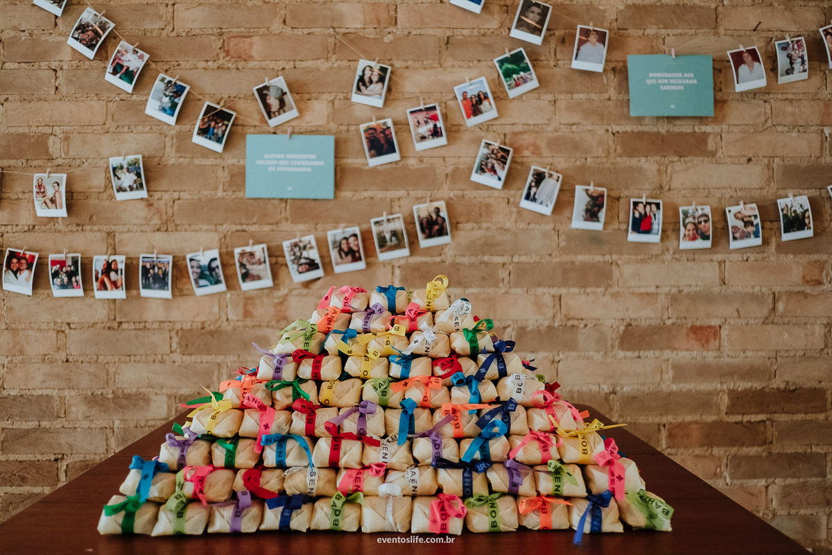 Life Fotografia, Fotografia de Casamento Sorocaba, Ilhabela, Fotos de Casamento, Fotos diferentes, Mini Wedding, São Paulo, Itu, Pier 151, Casamento na praia, Litoral, Mar, O dia mais bonito, Barbara e Renan, Isntax, Polaroid, Varal, Fotos, Lembrancinhas