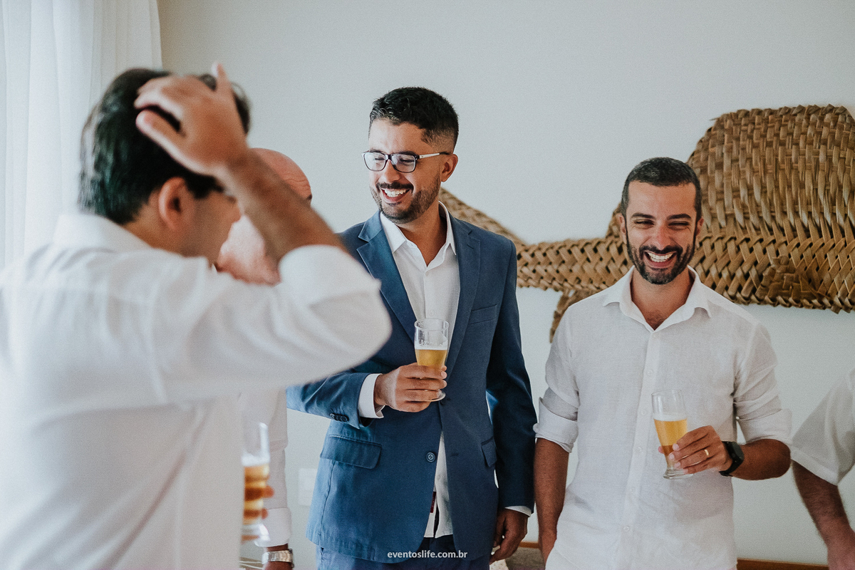 Life Fotografia, Fotografia de Casamento Sorocaba, Ilhabela, Fotos de Casamento, Fotos diferentes, Mini Wedding, São Paulo, Itu, Pier 151, Casamento na praia, Litoral, Mar, O dia mais bonito, Making of, Barbara e Renan, BR, Família, Padrinhos, Noivo, Amor