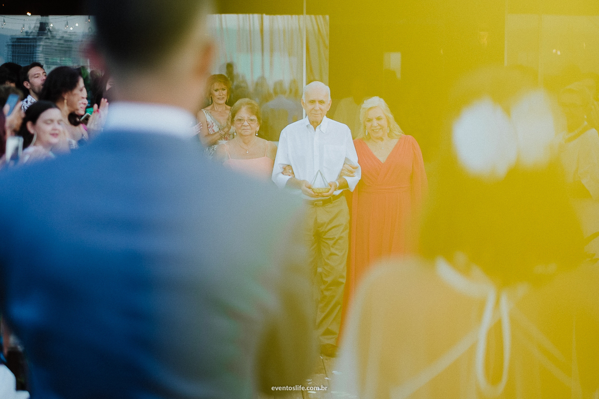 Life Fotografia, Fotografia de Casamento Sorocaba, Ilhabela, Fotos de Casamento, Fotos diferentes, Mini Wedding, São Paulo, Itu, Pier 151, Casamento na praia, Litoral, Mar, O dia mais bonito, Cerimonia, Barbara e Renan, BR, Família, Vestido vermelho, Amor