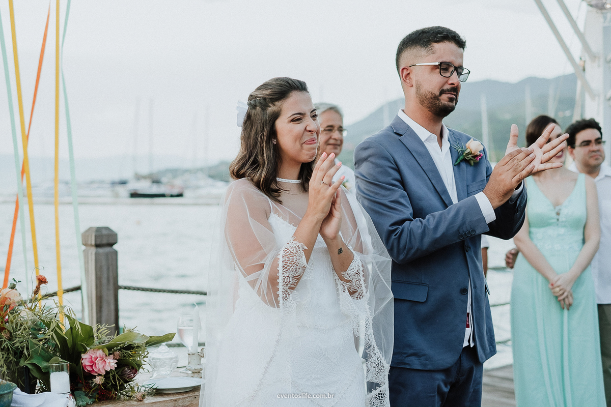 Life Fotografia, Fotografia de Casamento Sorocaba, Ilhabela, Fotos de Casamento, Fotos diferentes, Mini Wedding, São Paulo, Itu, Pier 151, Casamento na praia, Litoral, Mar, O dia mais bonito, Cerimonia, Barbara e Renan, BR, Sorriso, Emoção, Família, Amor
