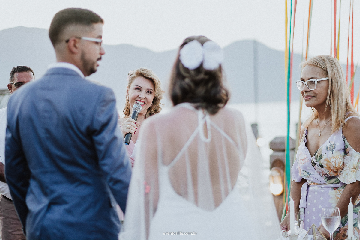 Life Fotografia, Fotografia de Casamento Sorocaba, Ilhabela, Fotos de Casamento, Fotos diferentes, Mini Wedding, São Paulo, Itu, Pier 151, Casamento na praia, Litoral, Mar, O dia mais bonito, Cerimonia, Barbara e Renan, BR, Horizonte, Família, Emoção